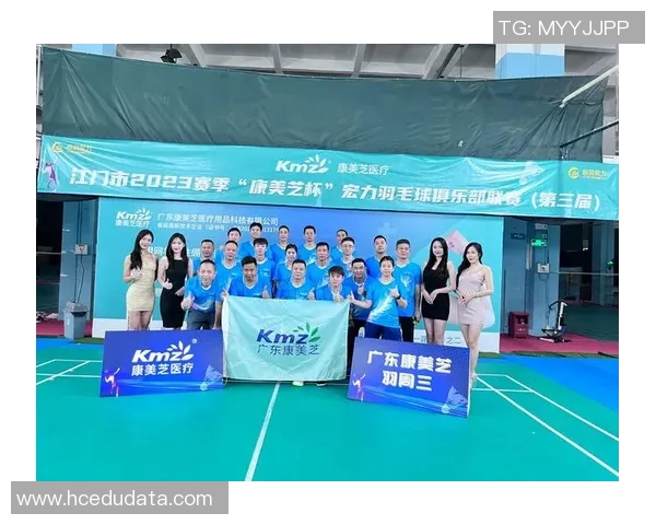 成都羽毛球队以74分稳居精英赛积分榜首位展现强劲实力